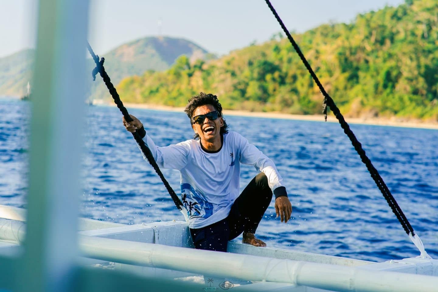 ISLAND HOPPING ADVENTURE - Image 4